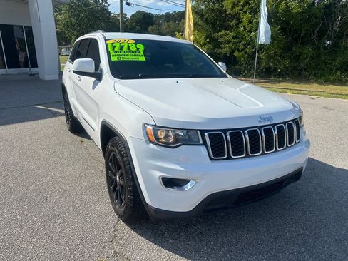 Used 2021 Jeep Grand Cherokee Laredo RWD image 7