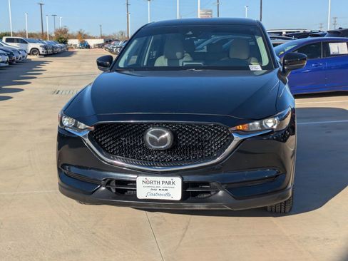 Used 2019 MAZDA CX-5 Touring image 8