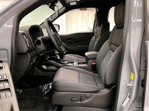 New 2026 Nissan Frontier SV w/ Tow Package image 9