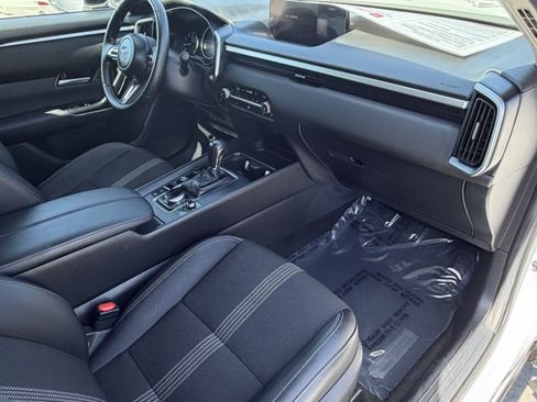 Used 2025 MAZDA CX-50 AWD 2.5 S w/ Preferred Package image 9