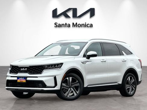 Certified 2023 Kia Sorento EX AWD/4WD image 2