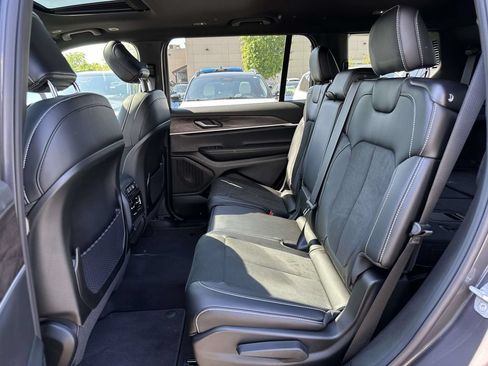 New 2026 Jeep Grand Cherokee L 4WD image 15