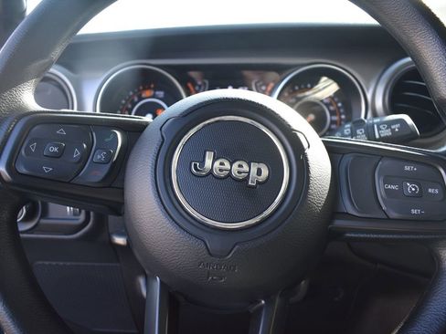 Used 2023 Jeep Wrangler Sport image 15