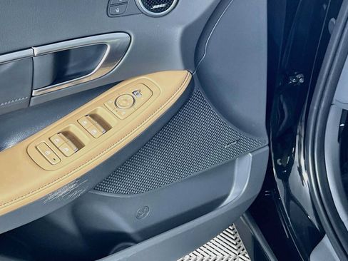 Certified 2023 Hyundai Sonata Limited w/ Preferred Accessory Package FWD image 19