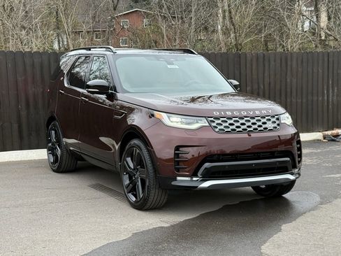 New 2026 Land Rover Discovery Limited Edition image 8