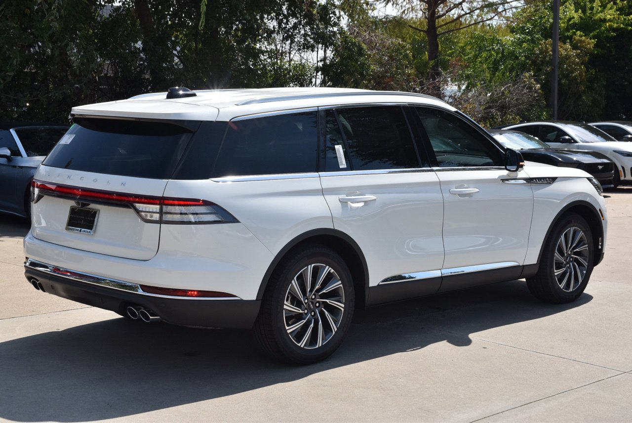 New 2026 Lincoln Aviator 2WD image 6
