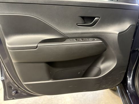 Used 2025 Hyundai Kona SEL image 4