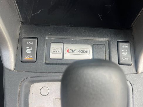Used 2018 Subaru Forester 2.5i Premium w/ All-Weather Package AWD/4WD image 18