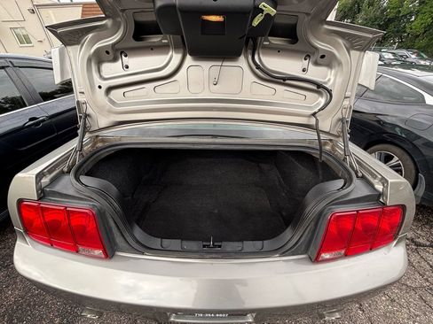 Used 2009 Ford Mustang GT image 19