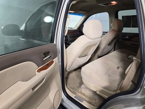 Used 2008 GMC Yukon SLE w/ Exterior Appearance Package image 19