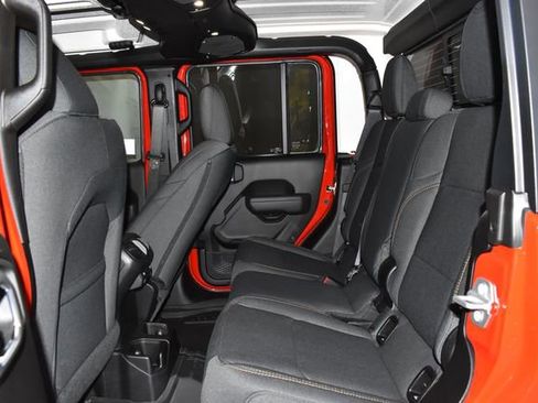 New 2026 Jeep Gladiator Sport image 25