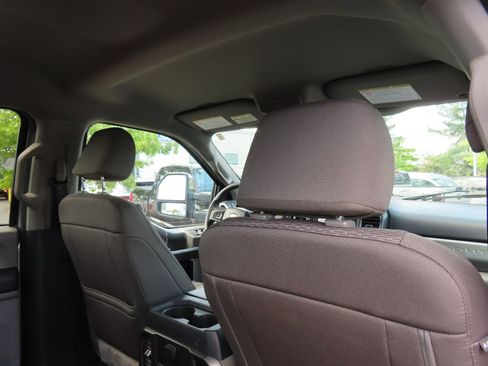 Used 2022 Ford F250 XLT w/ XLT Premium Package AWD/4WD image 38