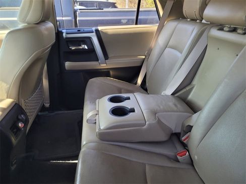 Used 2016 Toyota 4Runner Limited image 6