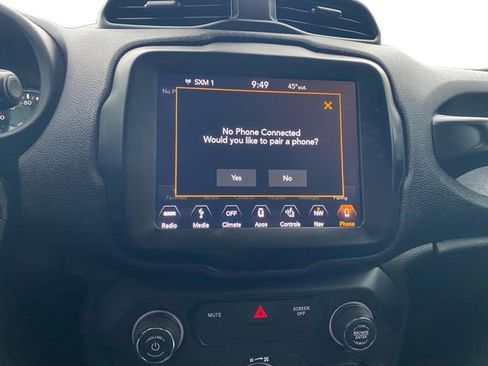 Used 2018 Jeep Renegade Limited w/ UConnect 8.4 Nav Group image 25