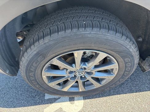 Used 2020 MAZDA CX-30 FWD image 11