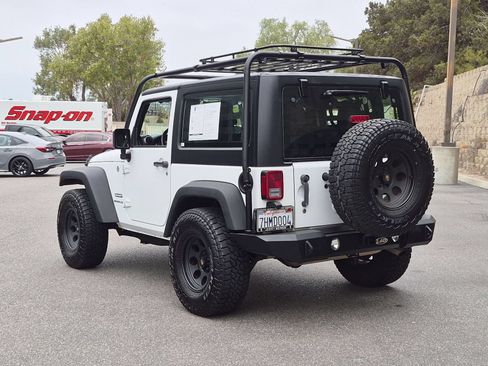 Used 2015 Jeep Wrangler Sport AWD/4WD image 3