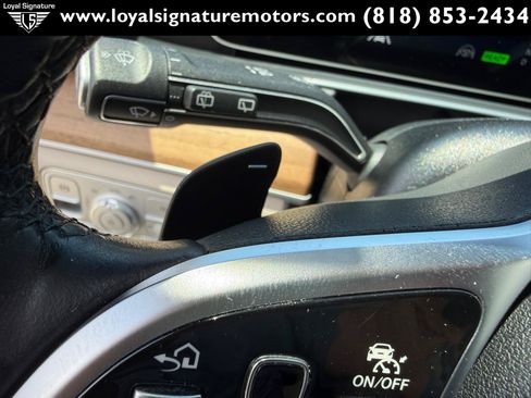 Used 2022 Mercedes-Benz GLS 450 4MATIC image 34