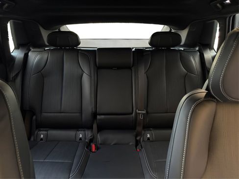 New 2026 Cadillac Lyriq Luxury image 17