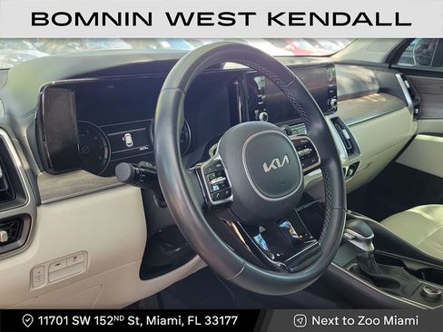 Used 2022 Kia Sorento S image 8