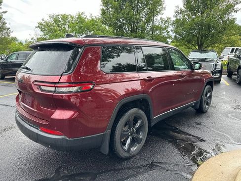 Used 2023 Jeep Grand Cherokee L Laredo AWD/4WD image 9