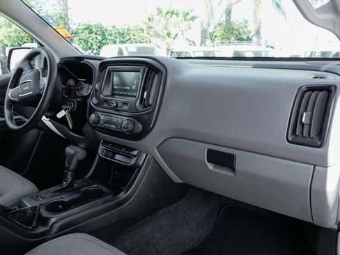 Used 2018 GMC Canyon W/T w/ Convenience Package image 32