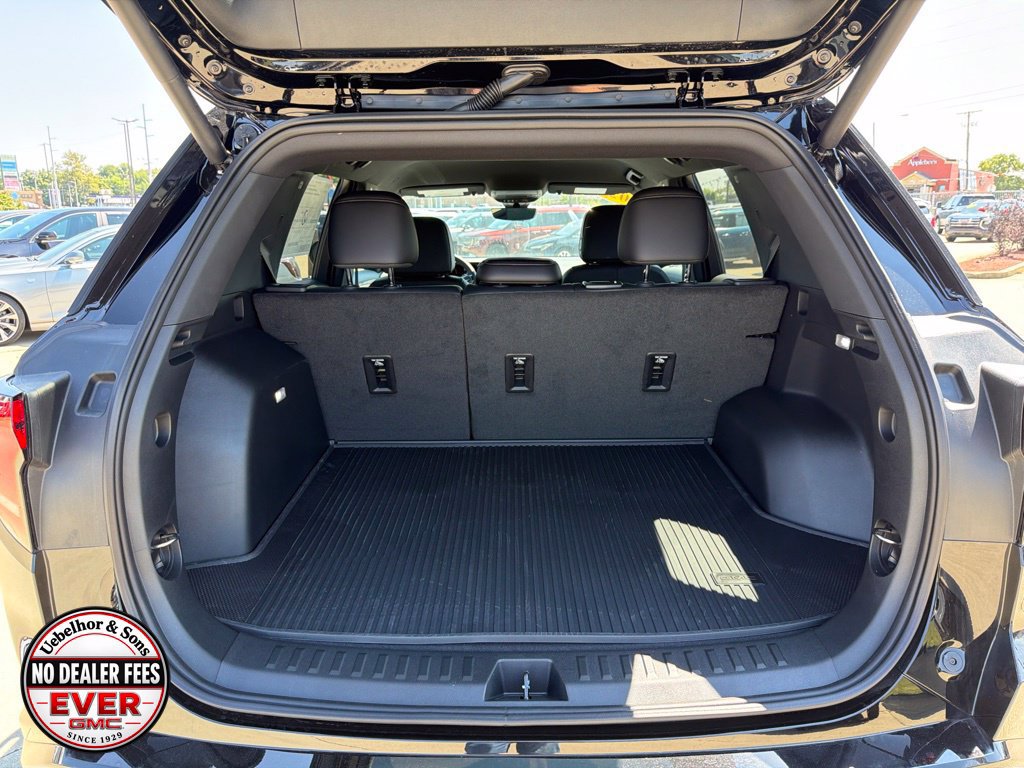 New 2027 GMC Terrain AT4 w/ Convenience Package III AWD/4WD image 10