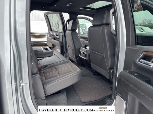 Used 2024 Chevrolet Silverado 3500 High Country w/ High Country Premium Package image 25