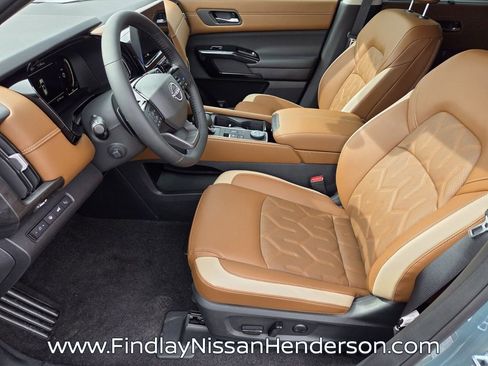 New 2026 Nissan Pathfinder Platinum image 6