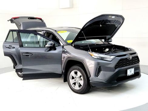 Used 2023 Toyota RAV4 XLE w/ Convenience Package AWD/4WD image 12