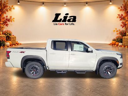 New 2026 Nissan Frontier PRO-4X w/ Pro-4x Convenience Package