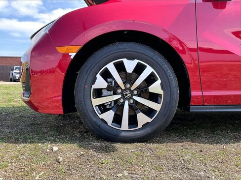 New 2026 Honda Odyssey EX-L image 8
