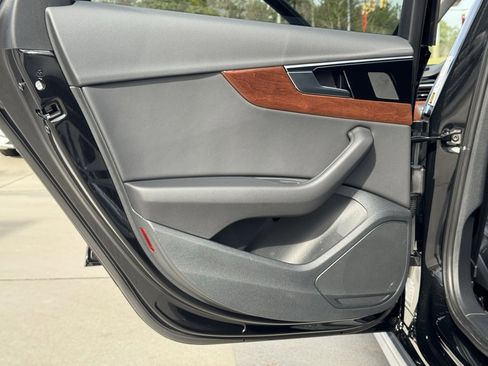 Used 2023 Audi A4 2.0T allroad Premium image 24