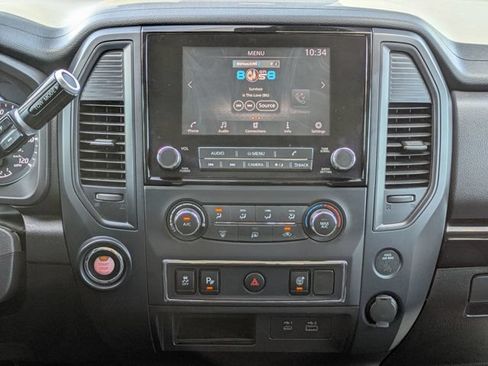 Used 2022 Nissan Titan SV RWD image 25