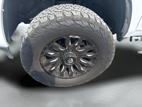Used 2022 RAM 2500 Laramie AWD/4WD image 13