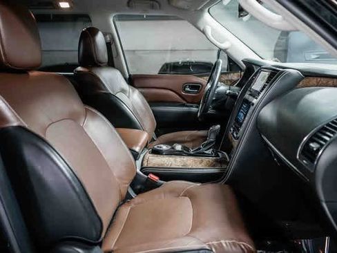 Used 2021 INFINITI QX80 Premium Select w/ All-Season Package image 16