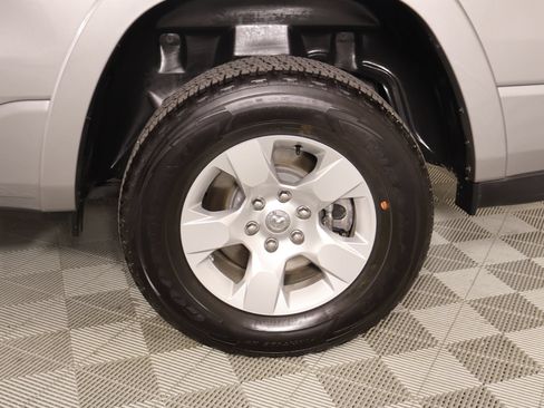Used 2025 RAM 1500 Big Horn AWD/4WD image 17