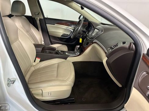 Used 2016 Buick Regal FWD image 27