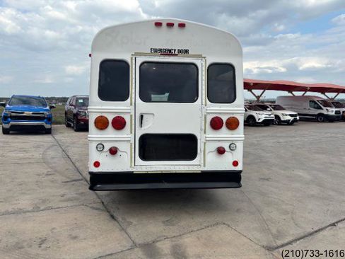 Used 2007 Chevrolet Express 3500 w/ School Bus Package image 6