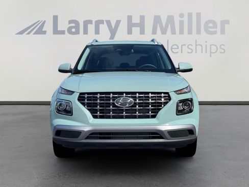 New 2026 Hyundai Venue SEL FWD image 12