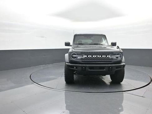 New 2026 Ford Bronco Badlands image 2