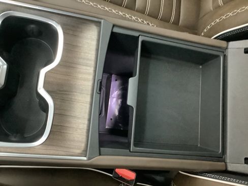 New 2026 GMC Acadia Denali Ultimate w/ LPO, All-Weather Package image 25