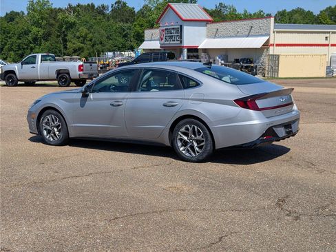 Used 2023 Hyundai Sonata SEL FWD image 4