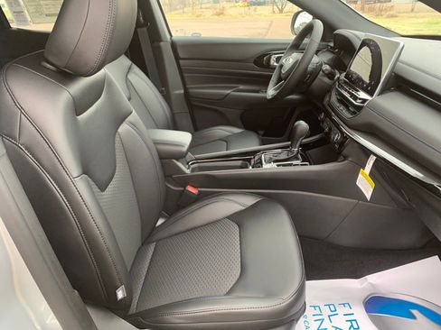 New 2026 Jeep Compass Latitude image 31