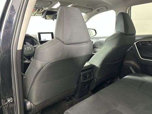Used 2024 Toyota RAV4 LE image 23