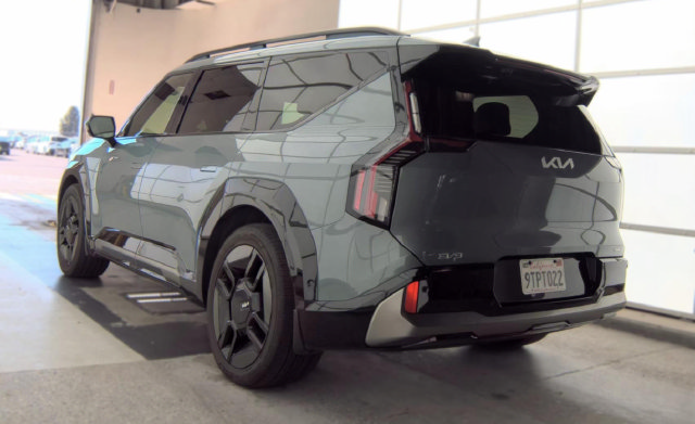Used 2024 Kia EV9 GT-Line AWD/4WD image 4