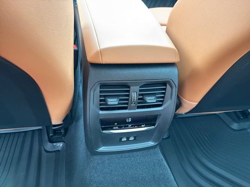 New 2026 BMW 330i xDrive Sedan w/ Premium Package AWD/4WD image 20