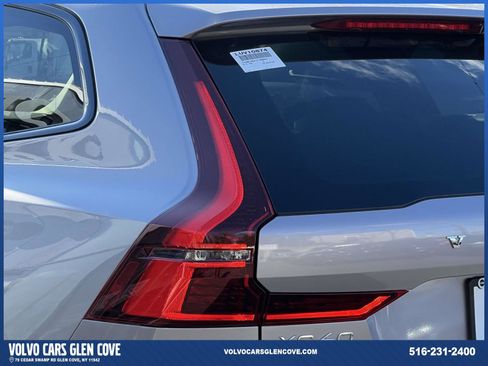 Used 2026 Volvo XC60 B5 Core w/ Climate Package image 8