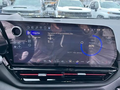 New 2025 Chevrolet Silverado EV RST image 35