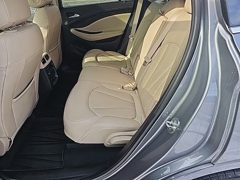 Used 2020 Buick Envision Essence image 17
