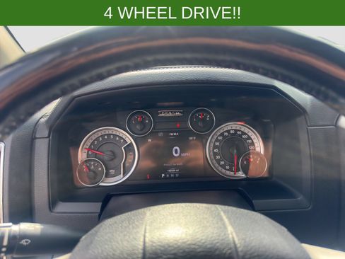 Used 2017 RAM 1500 Laramie w/ Convenience Group AWD/4WD image 11